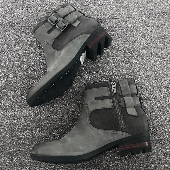 Sorel Lolla Booties Women’s Leather Ankle Boots - Picture 4 of 8